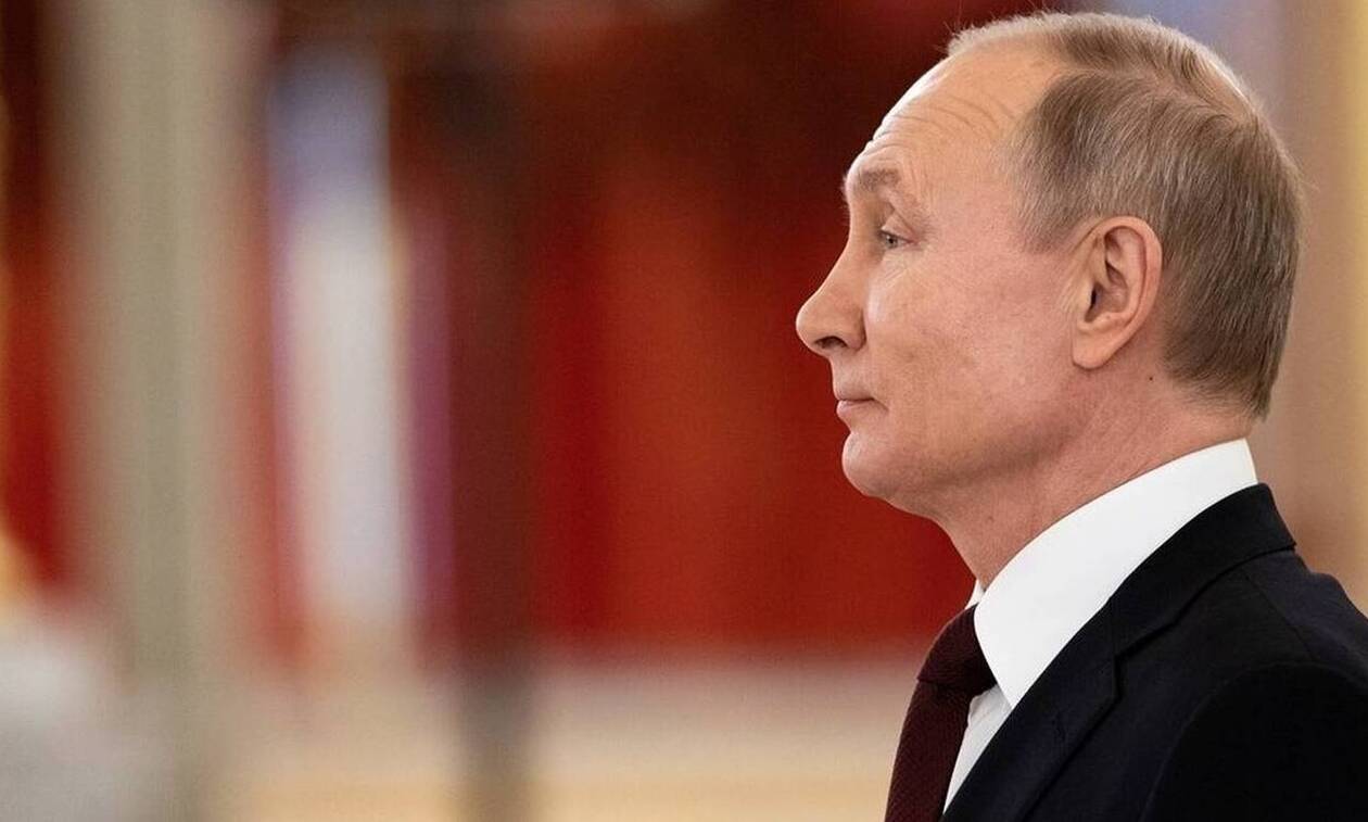 Ο Βλαντιμίρ Πούτιν απαγόρευσε και επίσημα τους γκέι γάμους στη Ρωσία