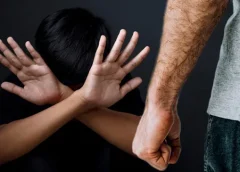 Πάτρα: Πατέρας ξυλοκόπησε τον γιο του, όταν του αποκάλυψε πως είναι ομοφυλόφιλος